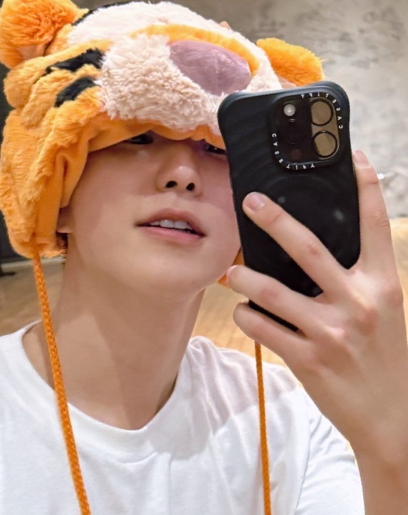xiu tweet media