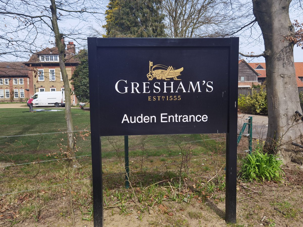 Simon Knott tweet media