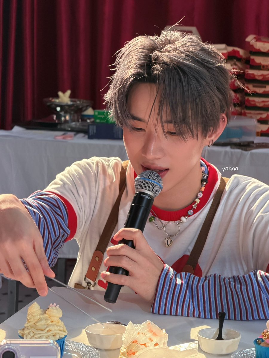 น่ารักจัง หูโผล่หมดแล้วน้องง ≽(•⩊ •マ≼