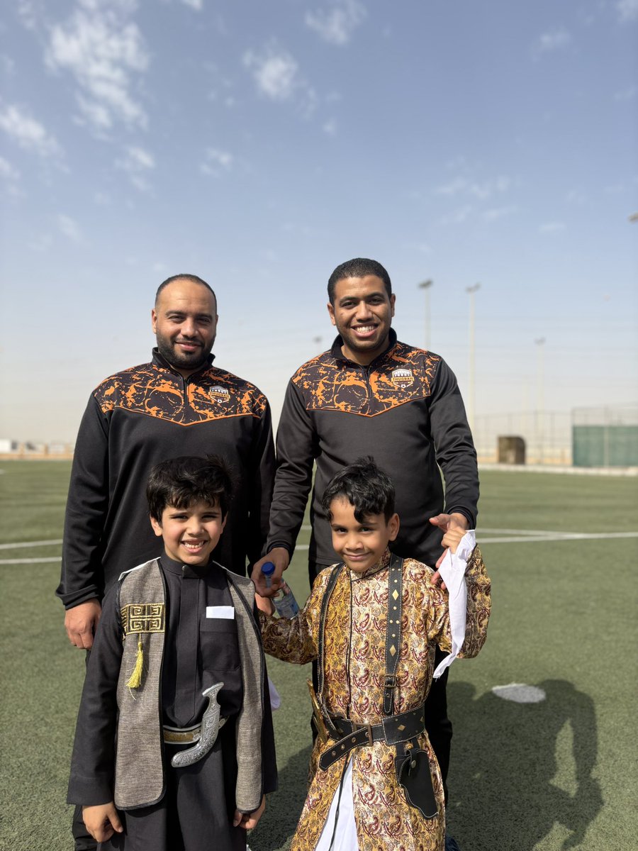 حضر طلاب مدارس زيتونه الأهلية بالزي الخاص بـ #يوم_التاسيس مما أضفى على مبادرة ✨🇸🇦 نجوم التأسيس الصغار 🇸🇦✨ طابعًا وطنيًا مميزًا