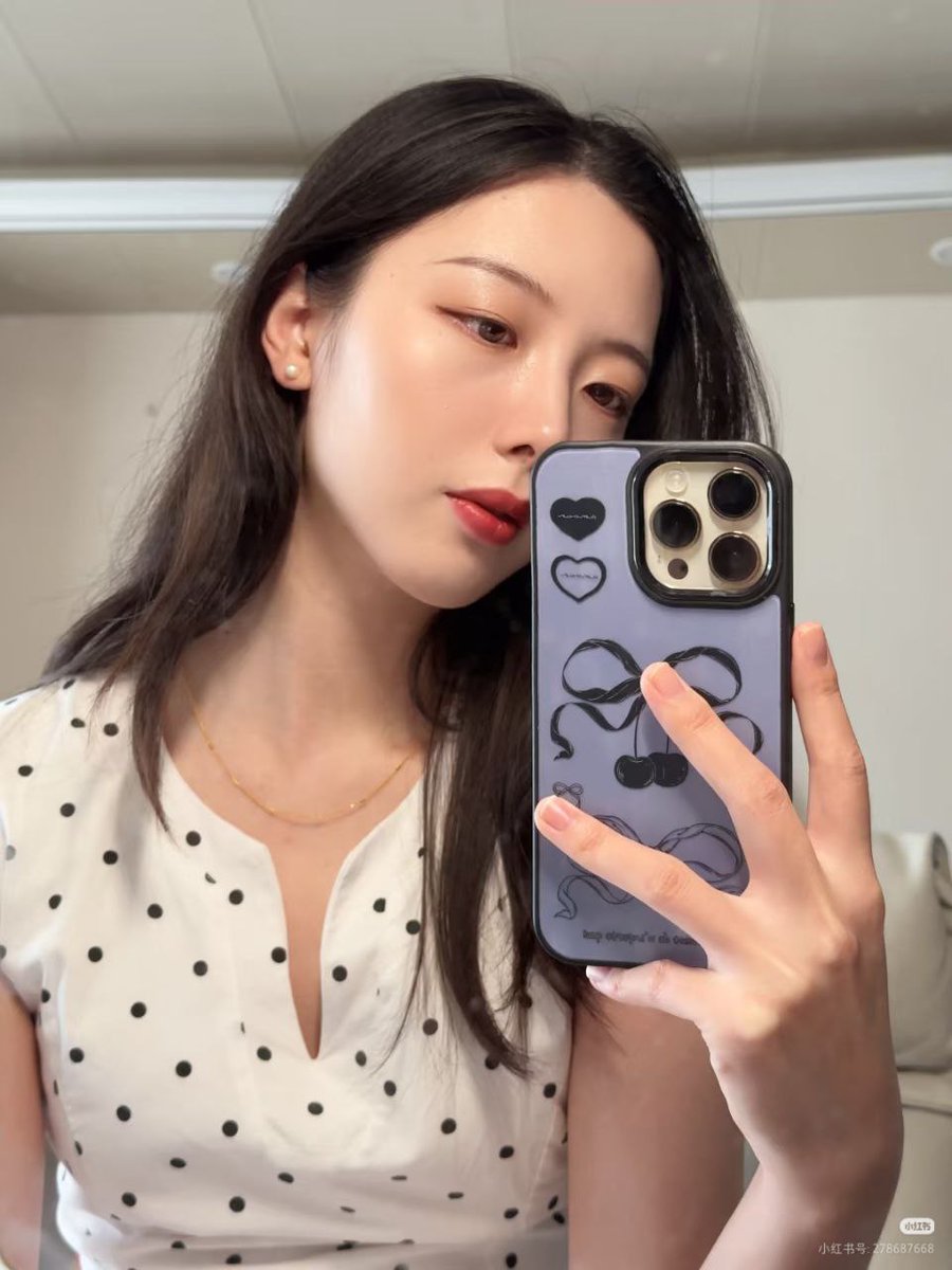 白衣盈盈 tweet media