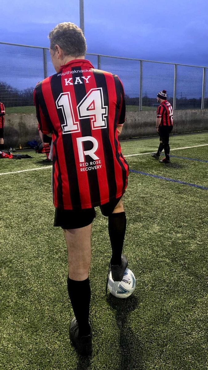 RRR_LUF's tweet photo. OKFC Kit Reveal in Penwortham β½π
Proud to see the OKFC kit reveal and to support such worthy recipients of the Stepping Stones Fund. Bringing people together through exercise, conversation & teamwork, building connections.
#RedRoseRecovery #SteppingStones https://t.co/PJII5izTHI