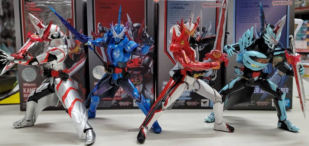 S.H.Figuarts 仮面ライダーセイバー ブレイブドラゴン ドラゴニック