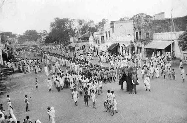 TheGreatAshB's tweet photo. Mayurbhanj State Archives pictures from the Baripada Museum opposite Chhau Padia, entry free. #mayurbhaj #baripada #museumsofIndia https://t.co/dGicfYp6qP