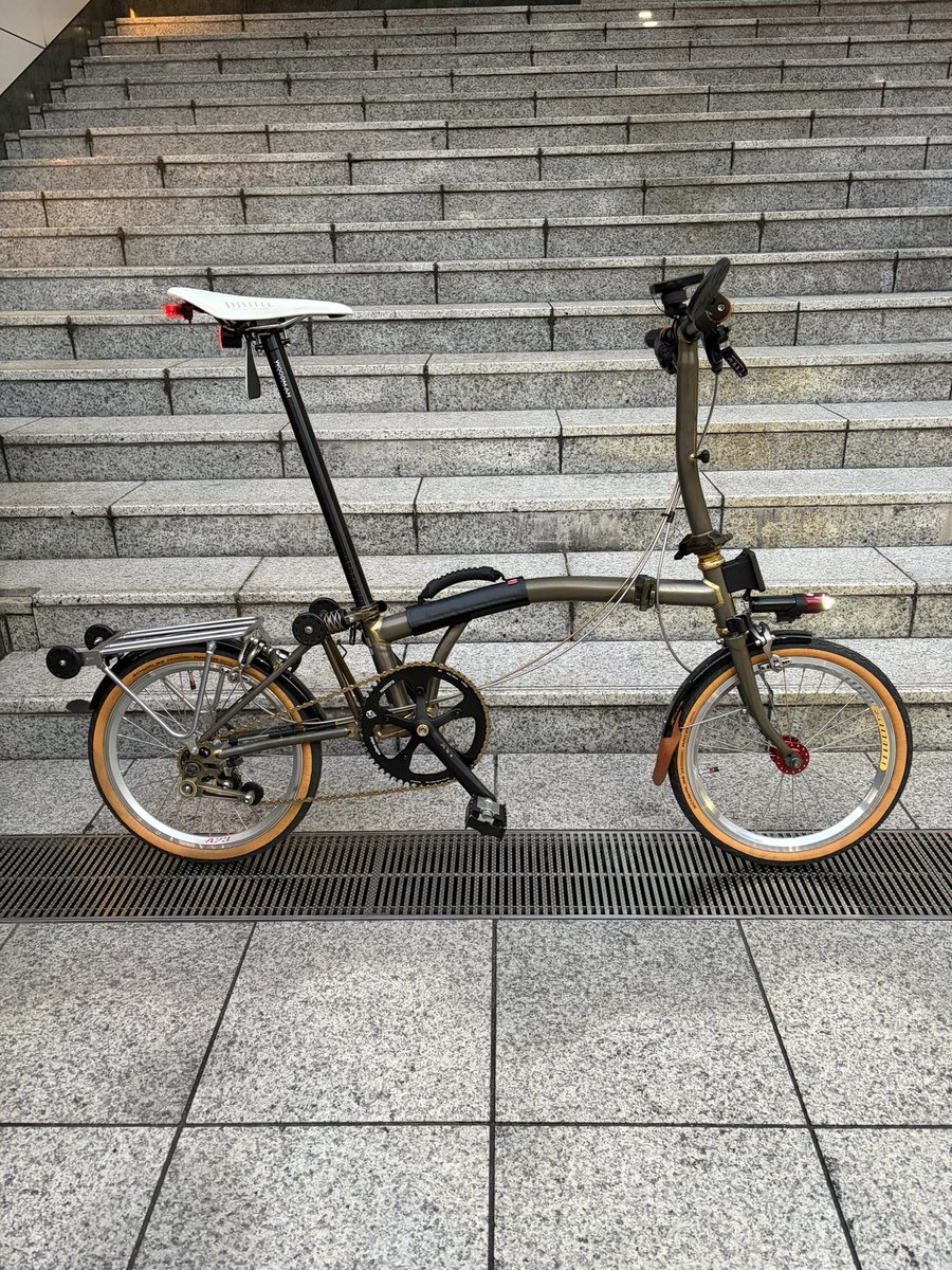 ブロンプトンRawカラーのカスタム完了☑️ 15年乗ってきてフレーム