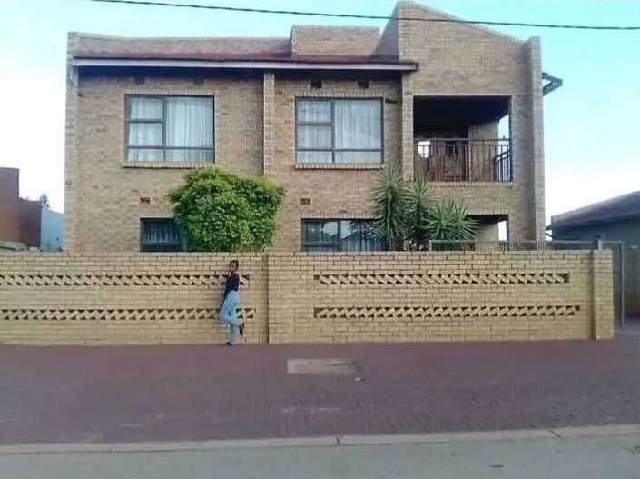 Ne Easter ayikho kude kanje