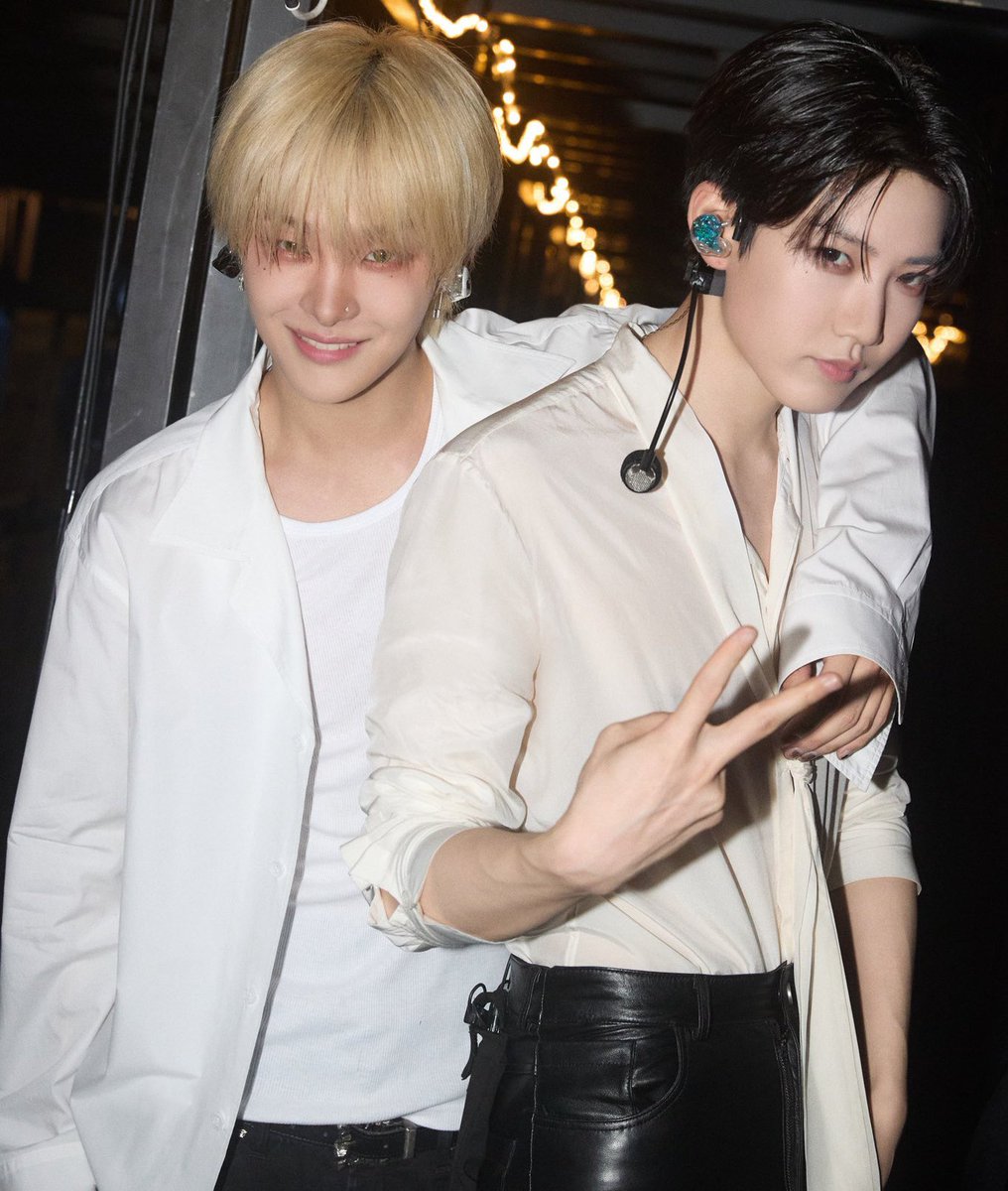 เข้าทวิตอีกที กุเป้นลิงเลย