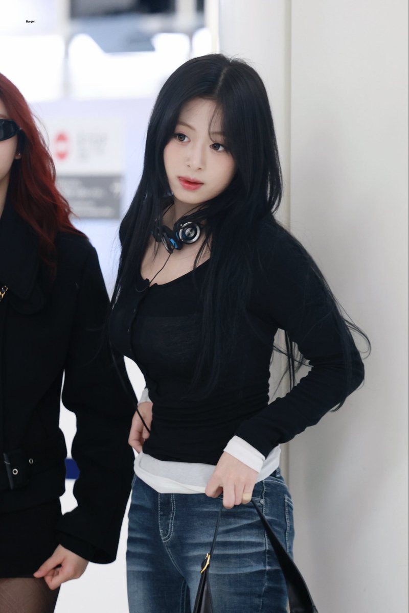 burger04111's tweet image. 20260221 HND

왤케 예쁘지

#AHYEON #아현 
#BABYMONSTER #베이비몬스터