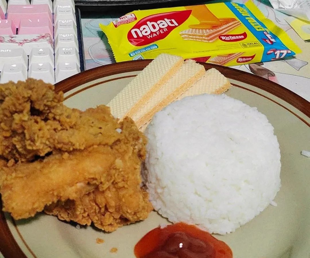 bersyukur buka puasa bisa makan Ayam Richeese🙏