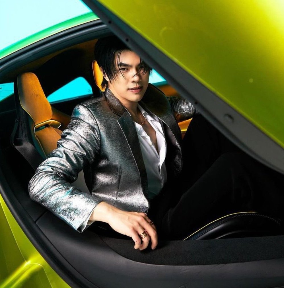 I'm obsessed!
#TEAMMILE 
#TheFaceMenThailand4
<a href="/milephakphum/">mile phakphum</a>