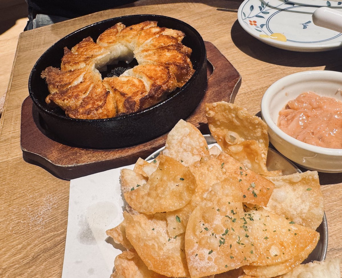 家族で博多劇場🥟
見えないけどメガジョッキ