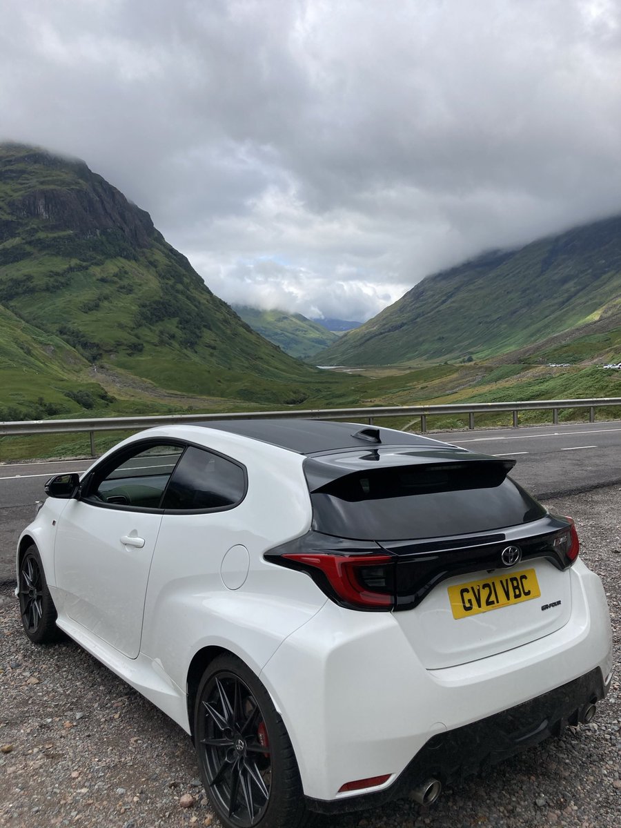 clive branch tweet media