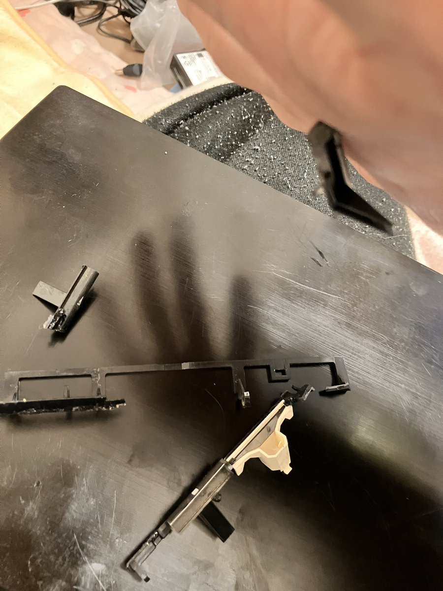 俺やっぱ終了向いてねぇは 過去にPS2や2DSを治そうとして壊して その他