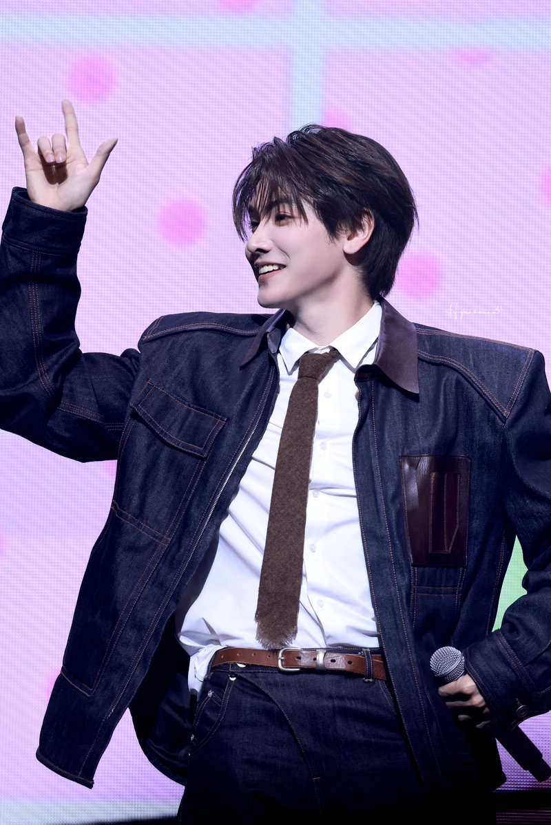 260221📸

🤟🏻🤟🏻

JOONGDUNK JP FANFEST26
#GMMTVFanFest2026JP
<a href="/ChenRcj/">อันโดรเมด้า ชุน</a> #จุงอาเชน #JoongArchen