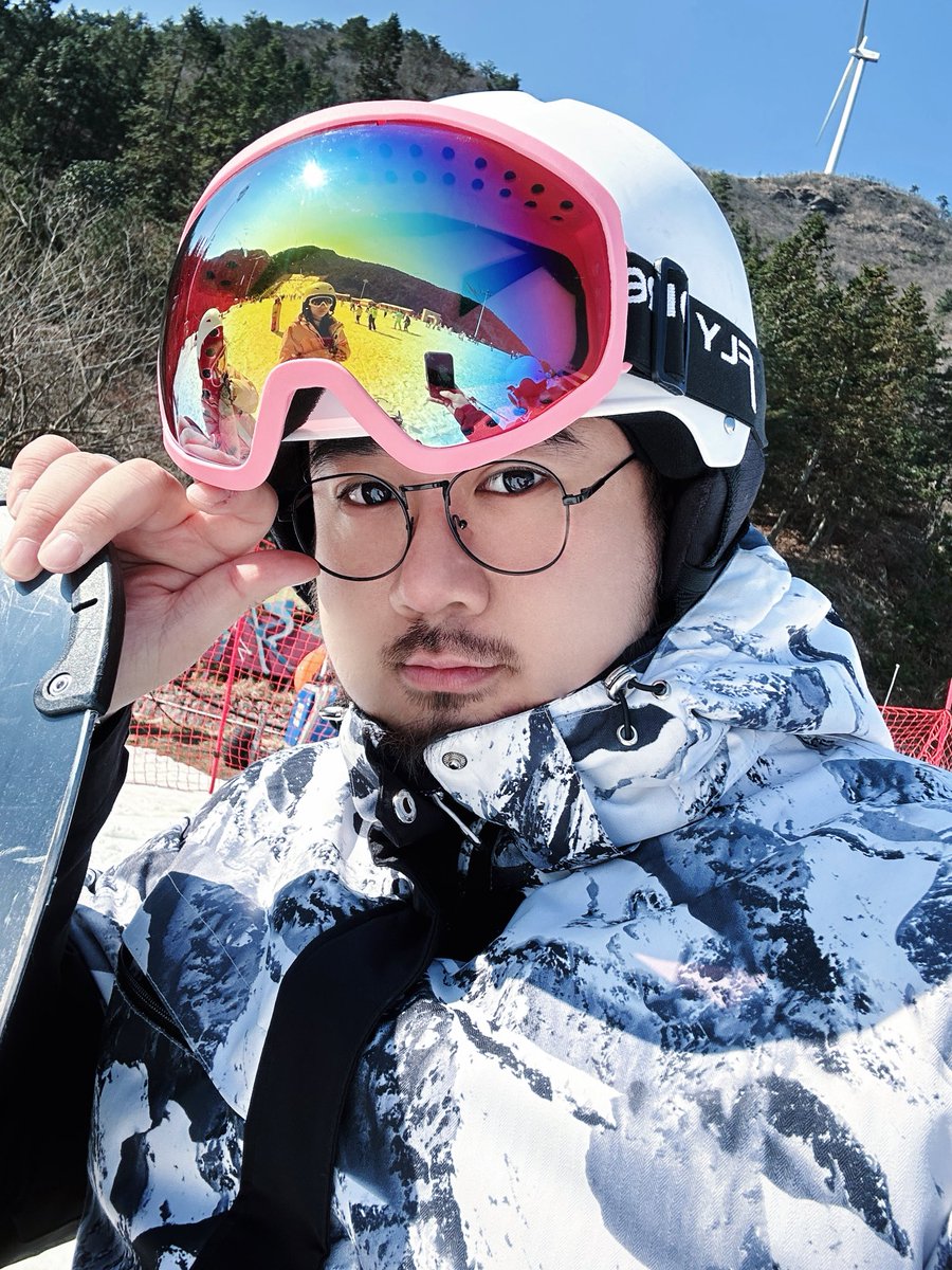 鼎鼎 Ding tweet media