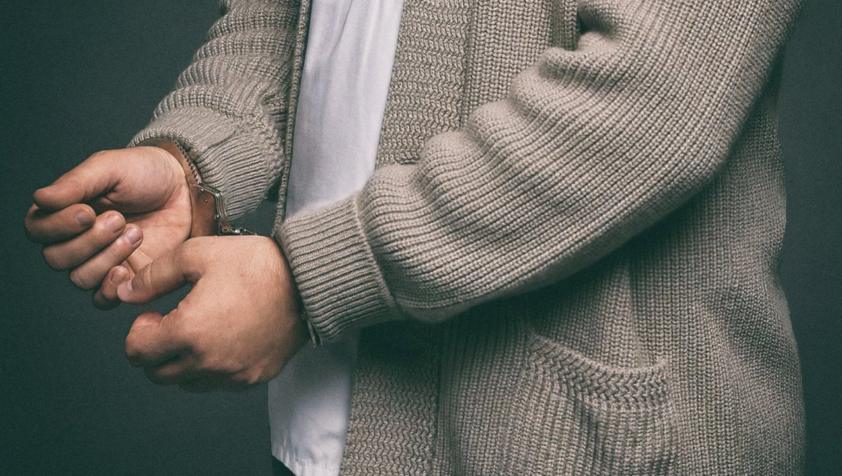 Michael Sheen, who enjoys «being chained up», as charming Martin Whitly. 
Let’s enjoy photos of Michael Sheen hands, I can look at them endlessly