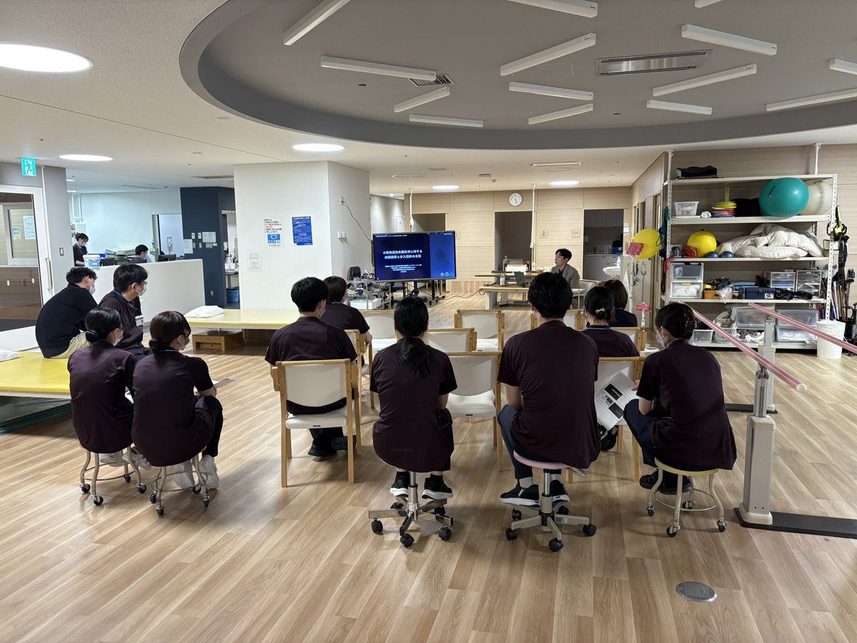 昨日は太田先生（<a href="/o_taned/">太田 経介</a>）に当院へお越しいただき、「小脳性運動失調患者に対する病態解釈と介入指針の立案」についてご講義いただきました‼︎

現象から病態を解釈し、介入へとつなげる思考過程は圧巻で、改めて臨床力の高さを実感しました。

ご多忙の中、貴重なご講義ありがとうございました‼︎