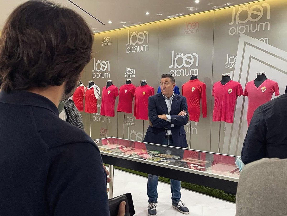 La sala de exposiciones del Real Murcia. 🔴⚪️