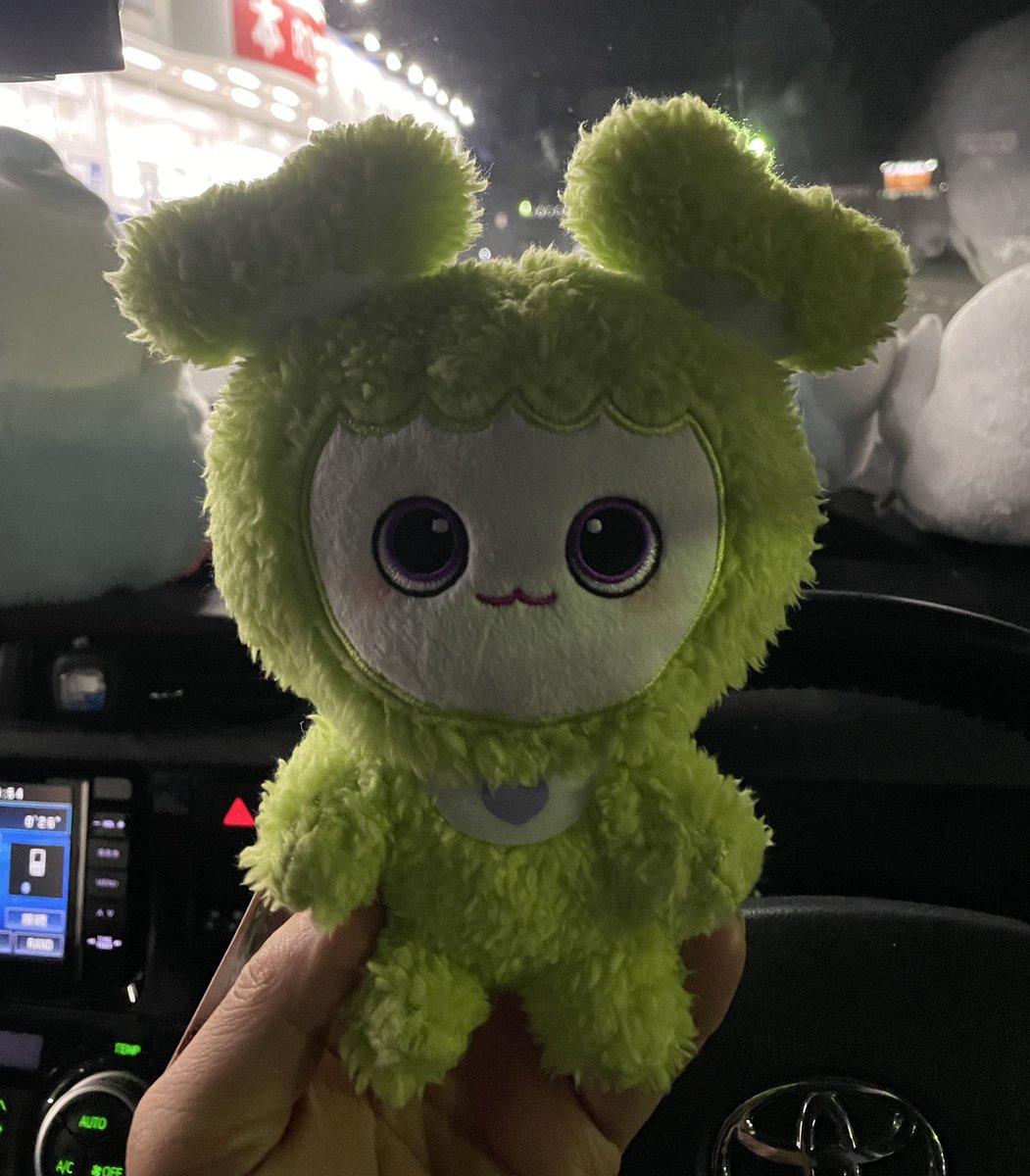 近所のGiGOにまだ『ジョンヨン』のふわもこおすわりぬいぐるみが有った