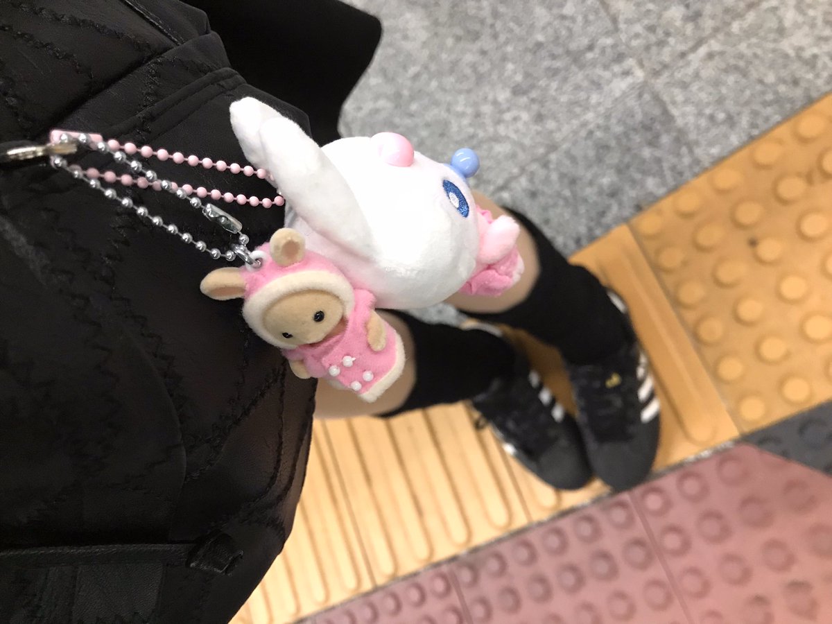 히세 tweet media