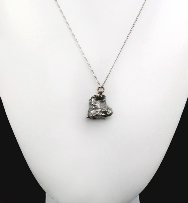 数千年前にアルゼンチンに落下した偶然の産物……鉄隕石カンポ・デル