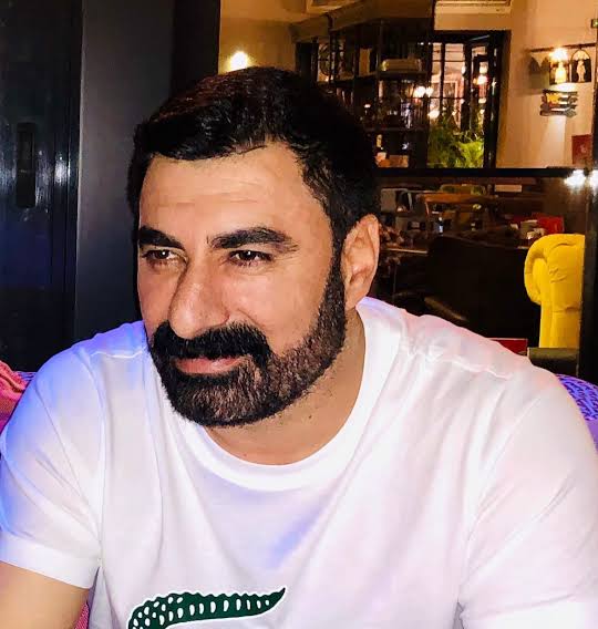 typliyiz's tweet photo. @Lfcholigan Şahe bedo 😂 https://t.co/PMkWVDvd15