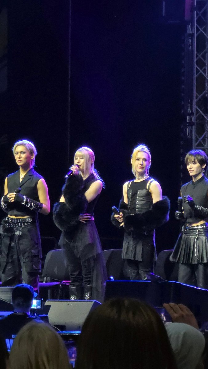Xlov in Mainz!! #kpoprevolution #XLOVEuropeTour #xlov