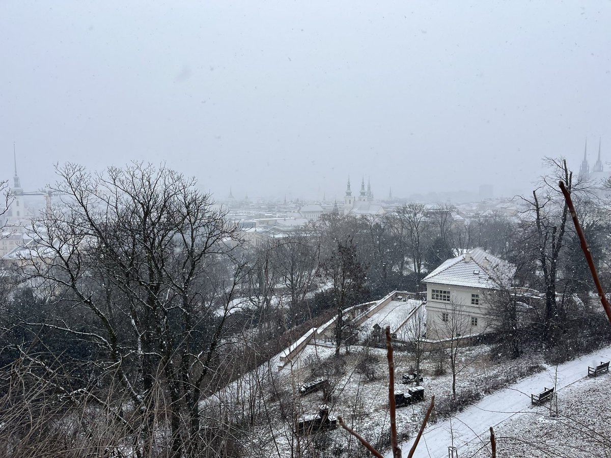 Tak tady jsem už dlouho nebyl.
Krásná geocachingová procházka v hustém sněžení.