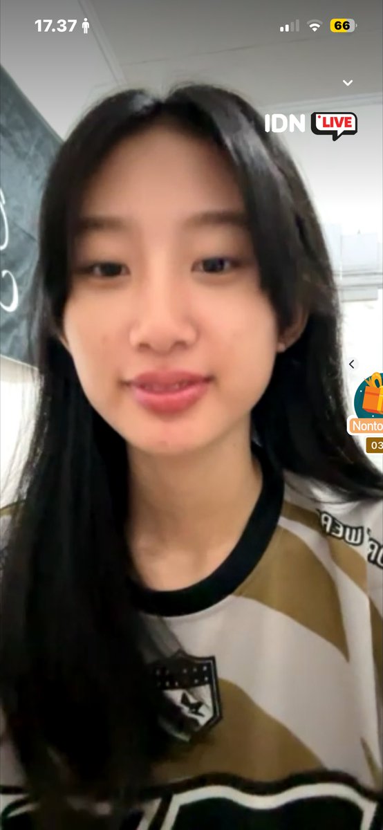 Agazzzzz28's tweet image. makasihhh yeeee live nyee🙂‍↔️
tipsal buat bunda😛🙏🏻

#CALive 
#NgabuburitWithCal 
@kaliseuta