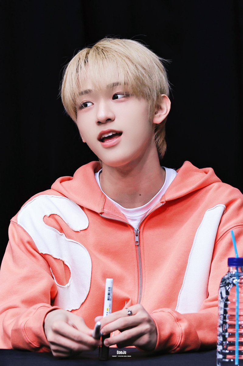 260221

#AHOF #아홉 
#다이스케 #DAISUKE