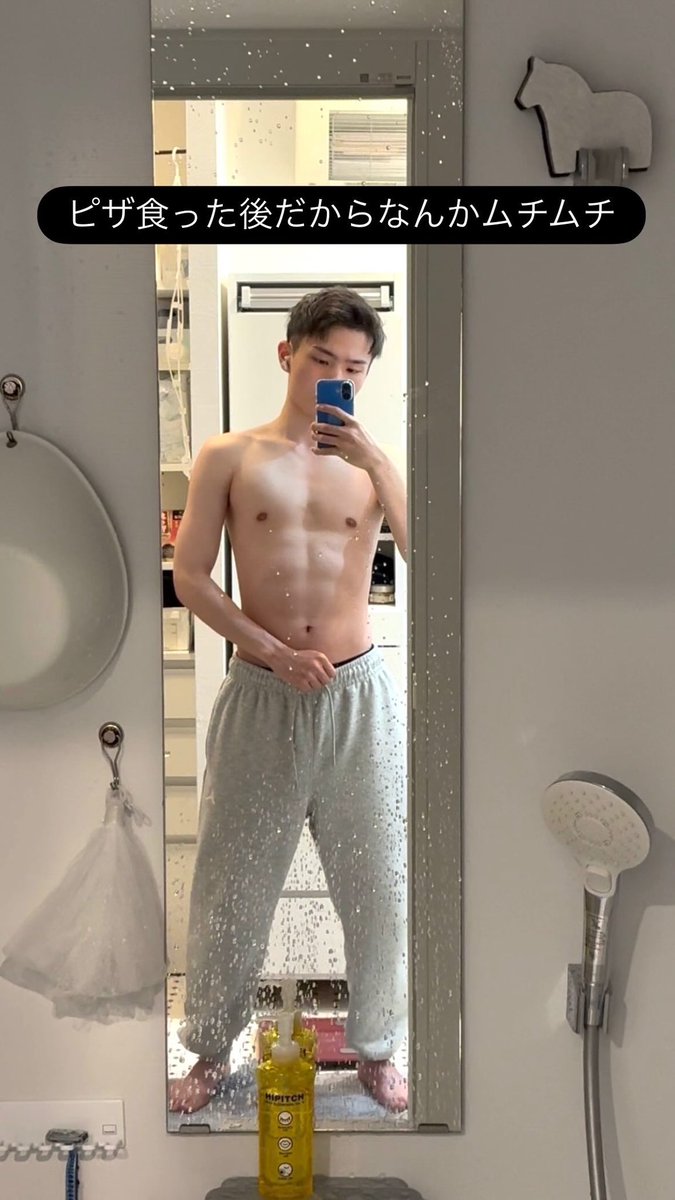 りんたろ tweet media