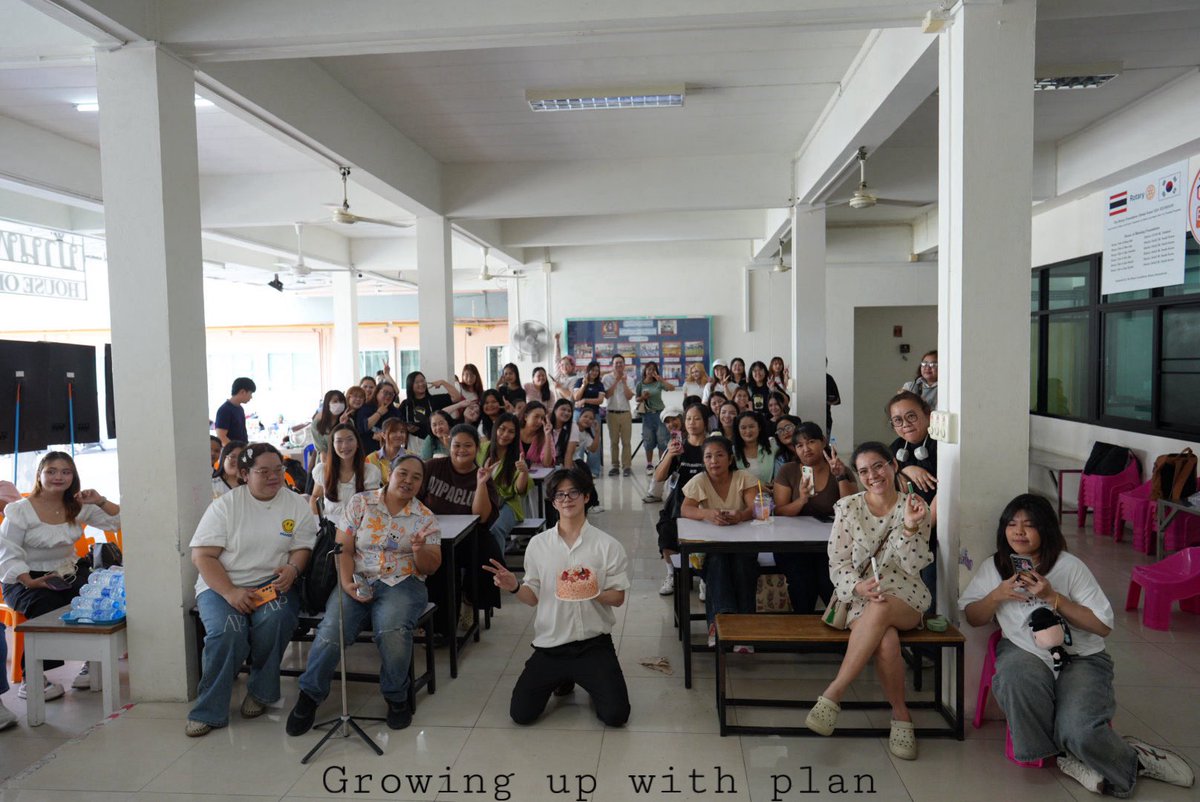 ขอบคุณครอบครัว คนของแปลน ทุกคนนะคะ ที่มาร่วมทำบุญในปีนี้ และขอต้อนรับสมาชิกใหม่ด้วยนะคะ บ้านนี้เจ้าของบ้านน่ารักมาก เข้าแล้วออกยากนะคะ 💚😆

สำหรับงานวันนี้ ขอบคุณทุกคนที่ให้ความร่วมมือ ทุกคนน่ารักกันมากๆ ผิดพลาดประการใดต้องขออภัยด้วยนะคะ 🙏🏻

#PlanTurns29KeepShining 
#คนของแปลน