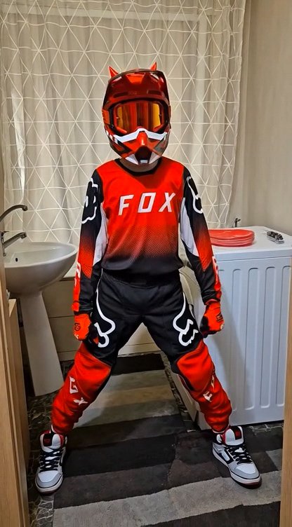 Sneakersmax98 tweet media