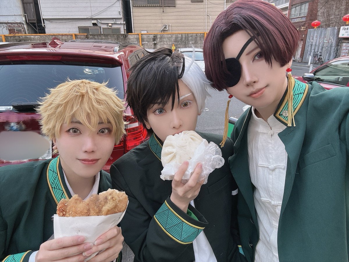 ushioc's tweet image. 今日～！中華街で久しぶりのすにさ！🤩楽しかった！！いっぱい食べる🌸くんと️📝くん可愛いね