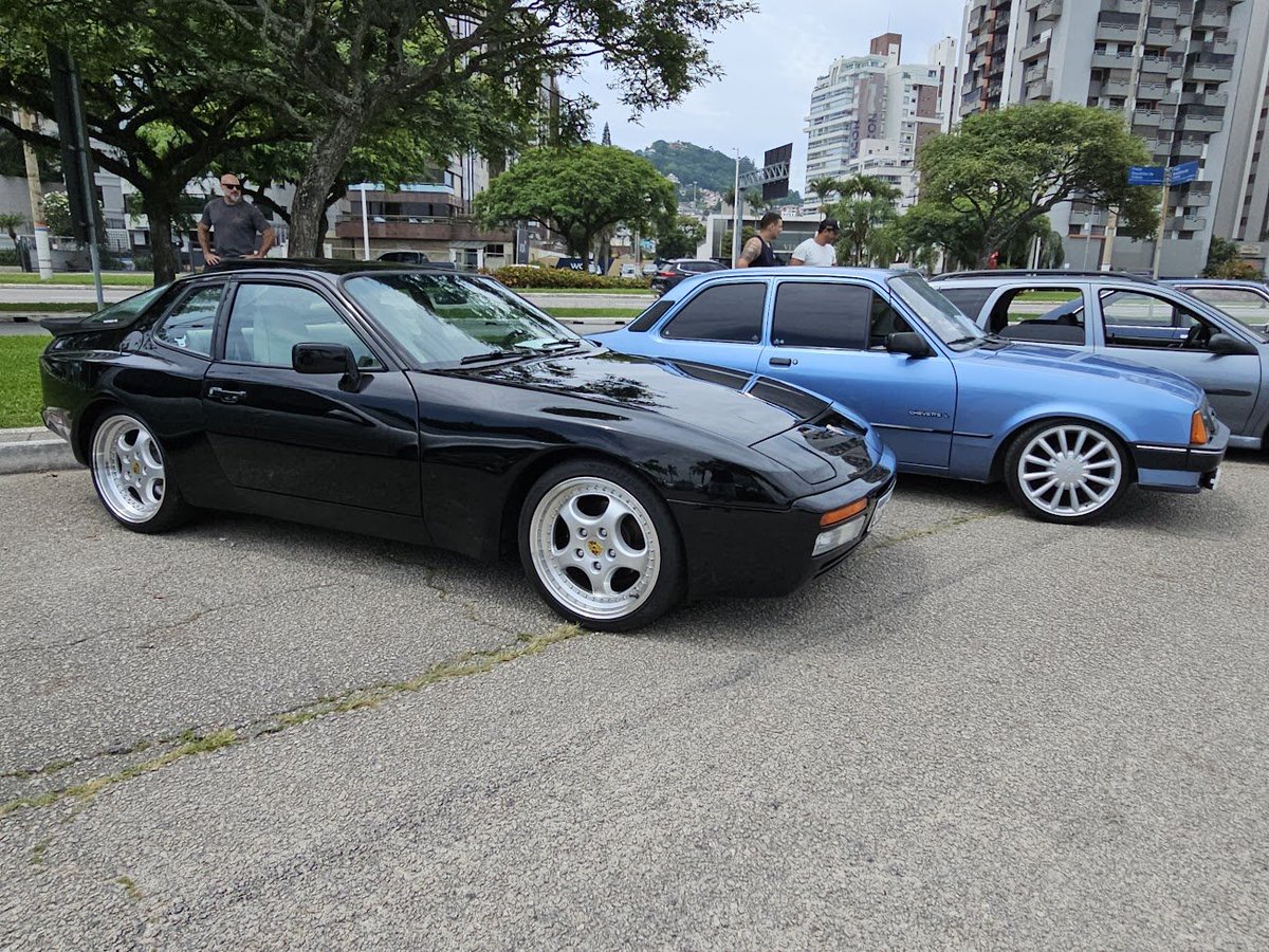 🇩🇪 1986 Porsche 944