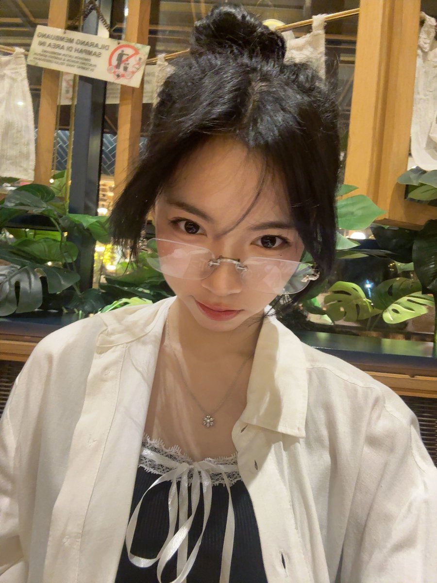 Aralie_JKT48's tweet image. #iftaralie berhasilll 🫡🫰🏻