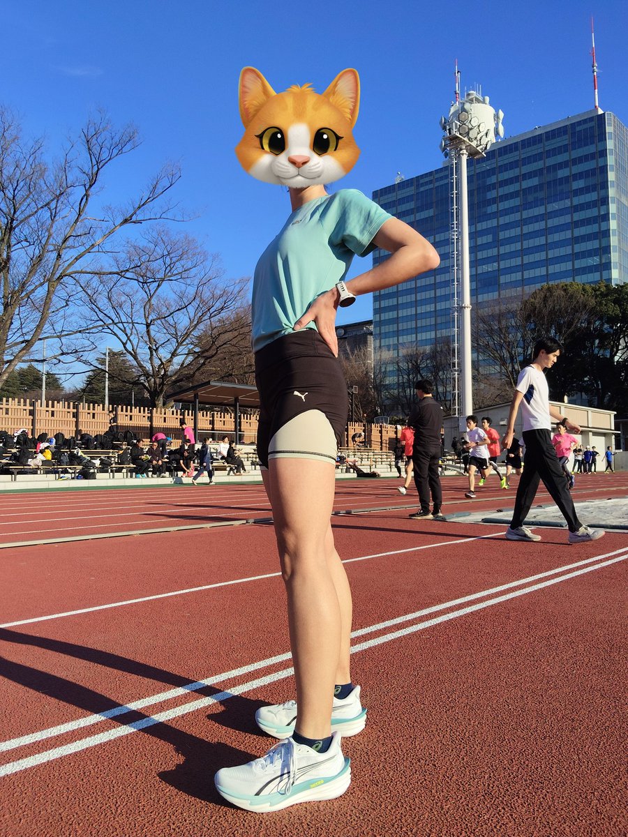 UuCcNn_'s tweet photo. 久し振りの織田フィールド。
久し振りのスピード練習🏃🏻‍♀️
設定は決めずに走り、1本目が74秒だったから76秒以内で5本に決定😇

74.5-75.6-74.9-75.5

シューズはニューバランスのフューエルセルスーパーコンプペーサー👟
5本終わってからプーマのディヴィエイトニトロ4を履かせてもらって400m1本(74.6) https://t.co/yQgSDbJO0D