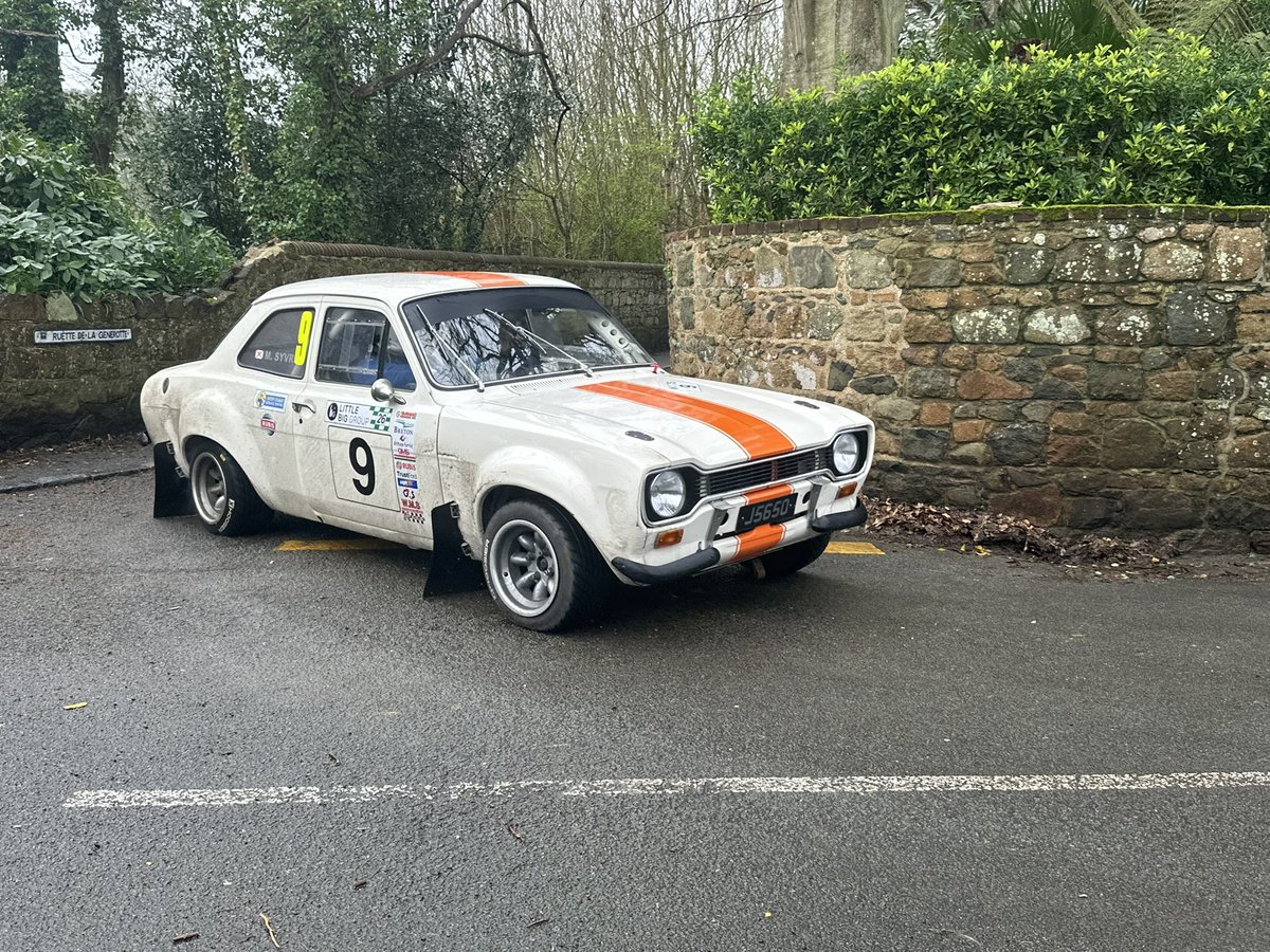 gnsymutterings tweet media