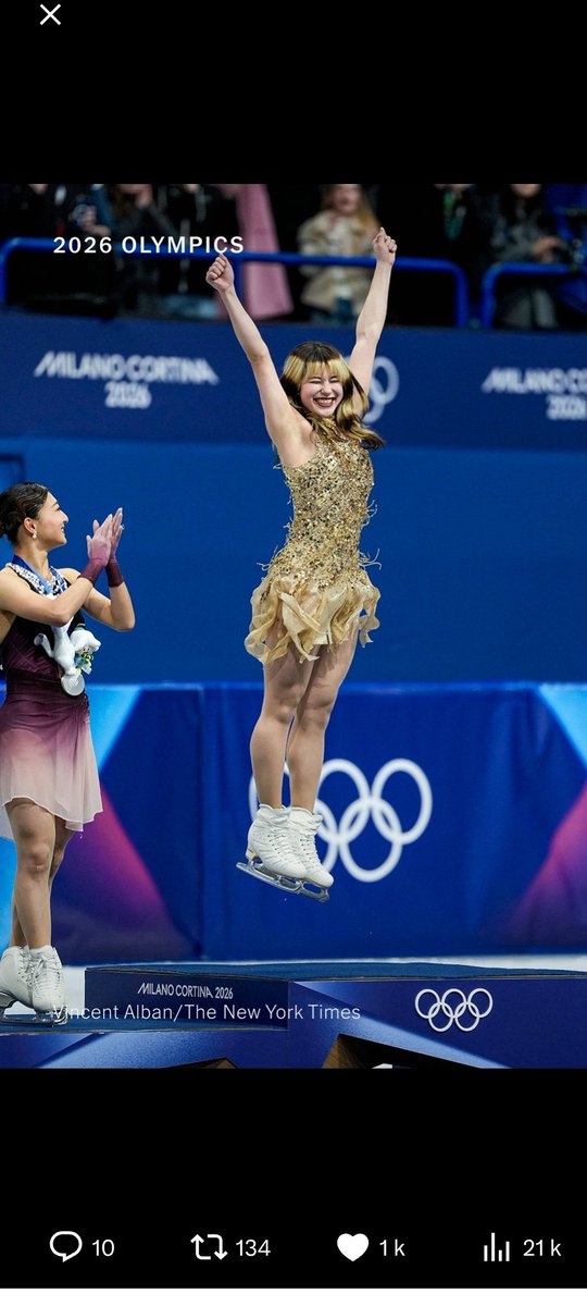 J'ai trouvé qu'il y avait beaucoup plus de bienveillance cette année entre athlètes (au moins en individuel) dans la compétition de patinage que par le passé et ça m'a fait chaud au cœur 💓