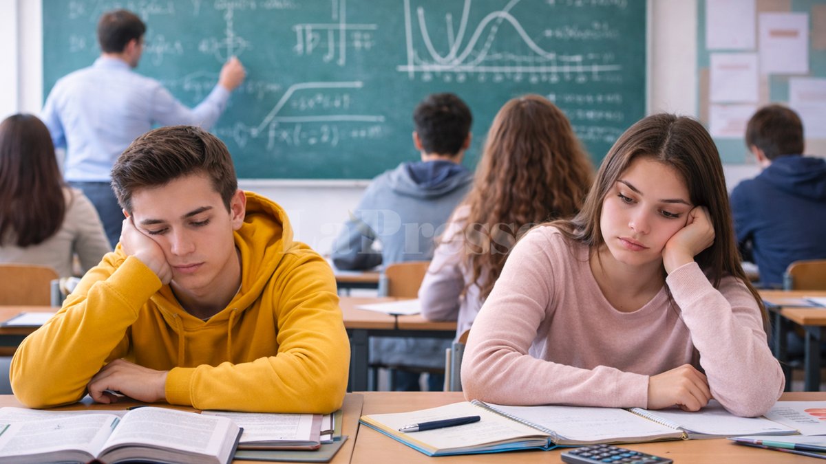 LaPresseTunisie's tweet image. ⚠️ #Éducation | La filière Mathématiques en crise en Tunisie. 📉🇹🇳
Pourquoi les futurs étudiants se détournent-ils massivement de cette discipline historique ? 📐🎓
Lire l'article ici ⬇️
lapresse.tn/Lapressetn/jpmu
#Bac2026 #Orientation #Tunisie #Mathématiques #Enseignement