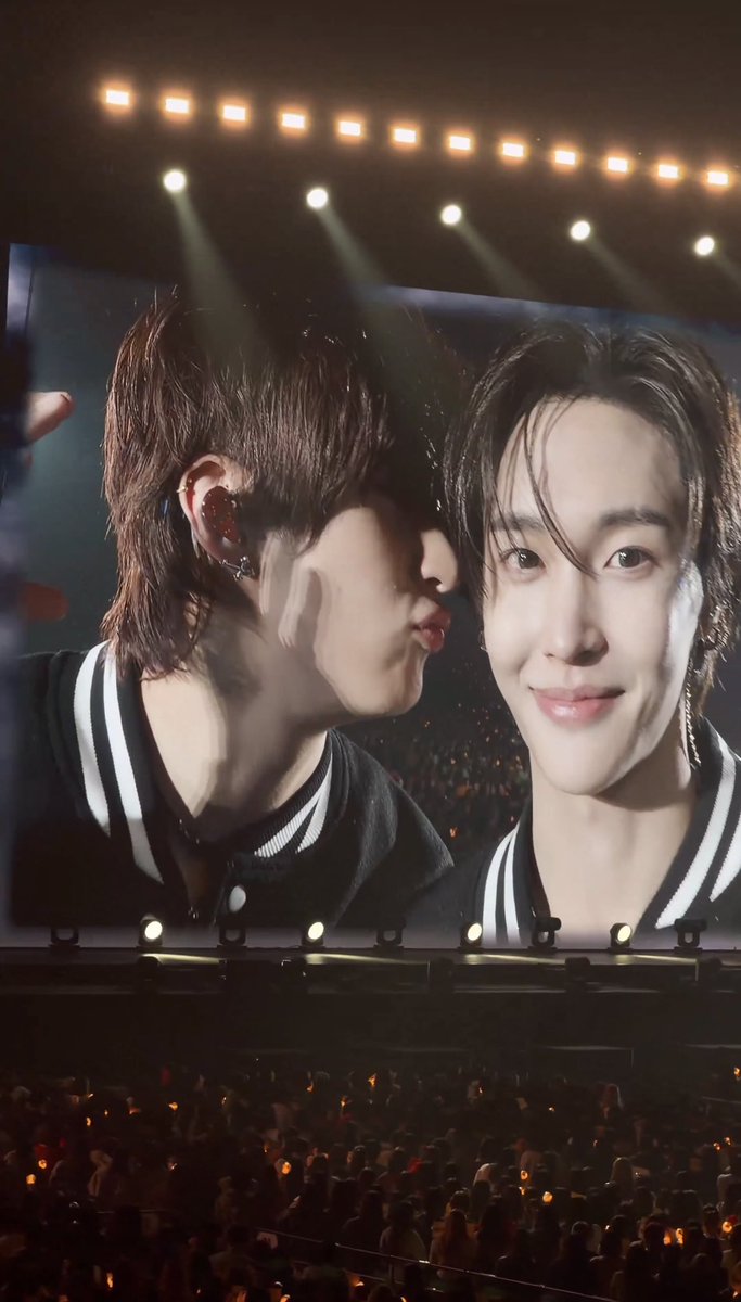 โตเกียวโดมไม่มีผีผลักหรอวะ ทำไรอยู่😭😭😭😭😭