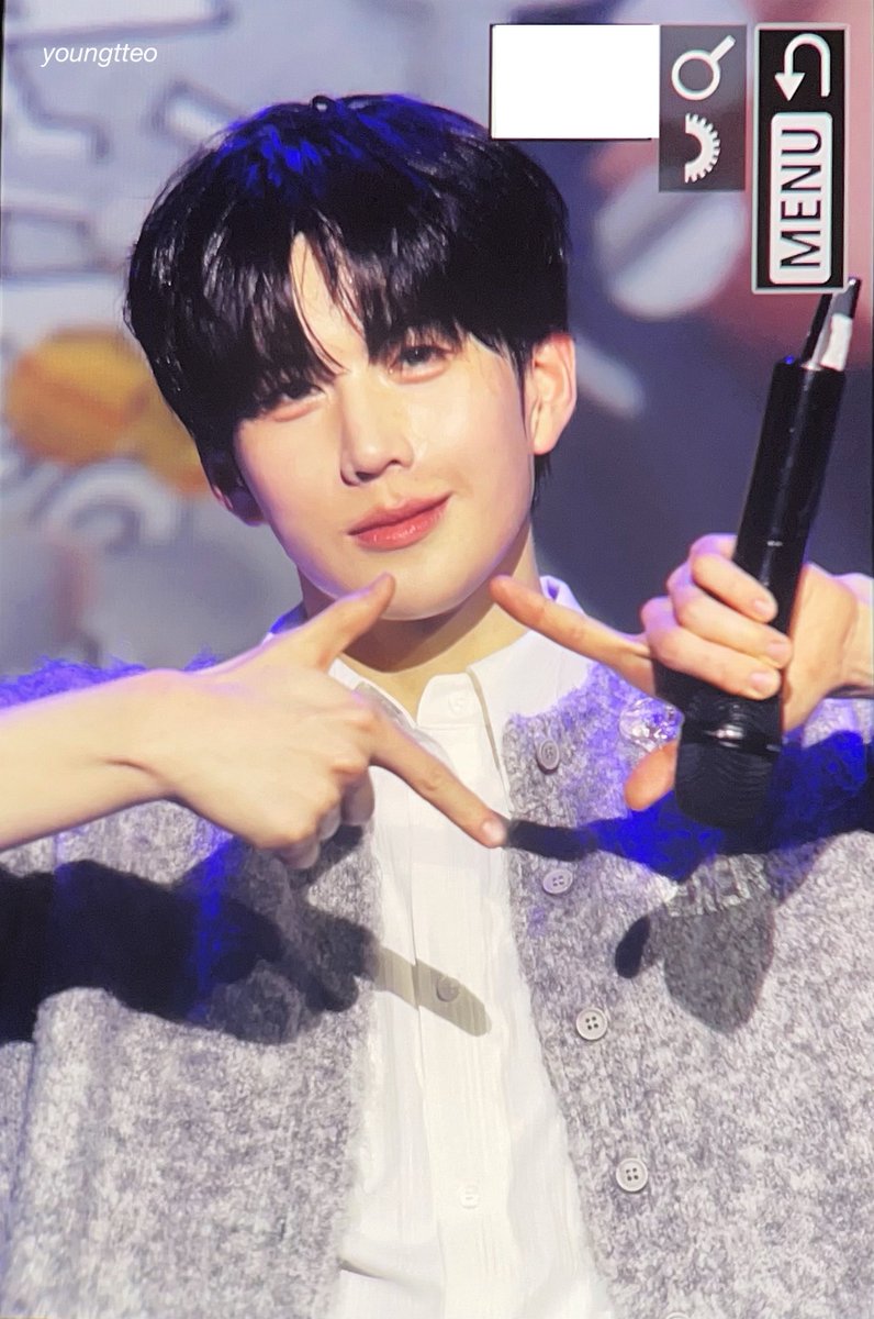 MELL໒꒱ tweet media