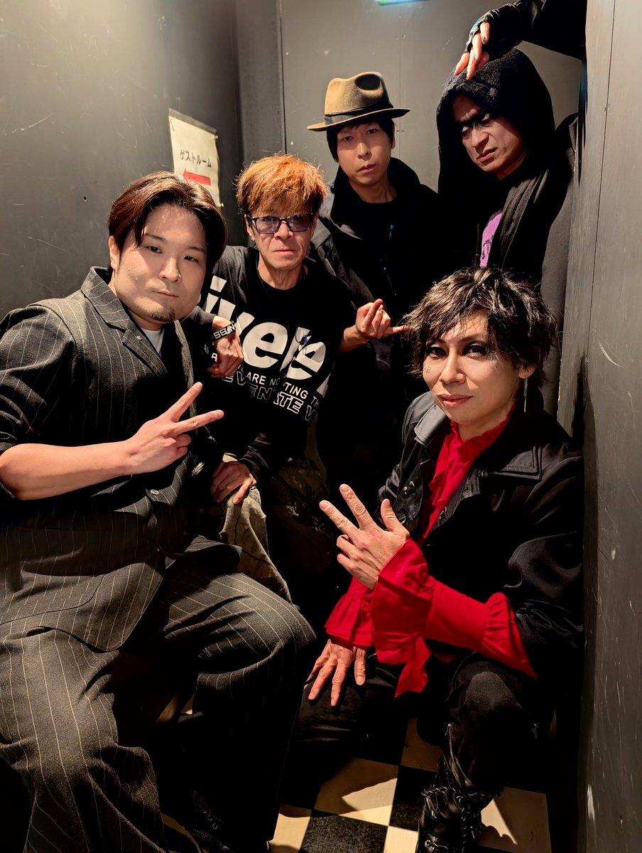 極東-BABY tweet media