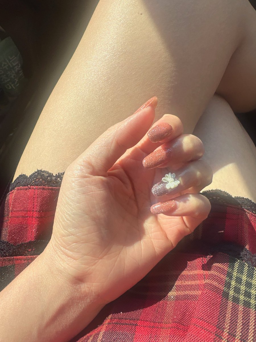 toonee😇 tweet media