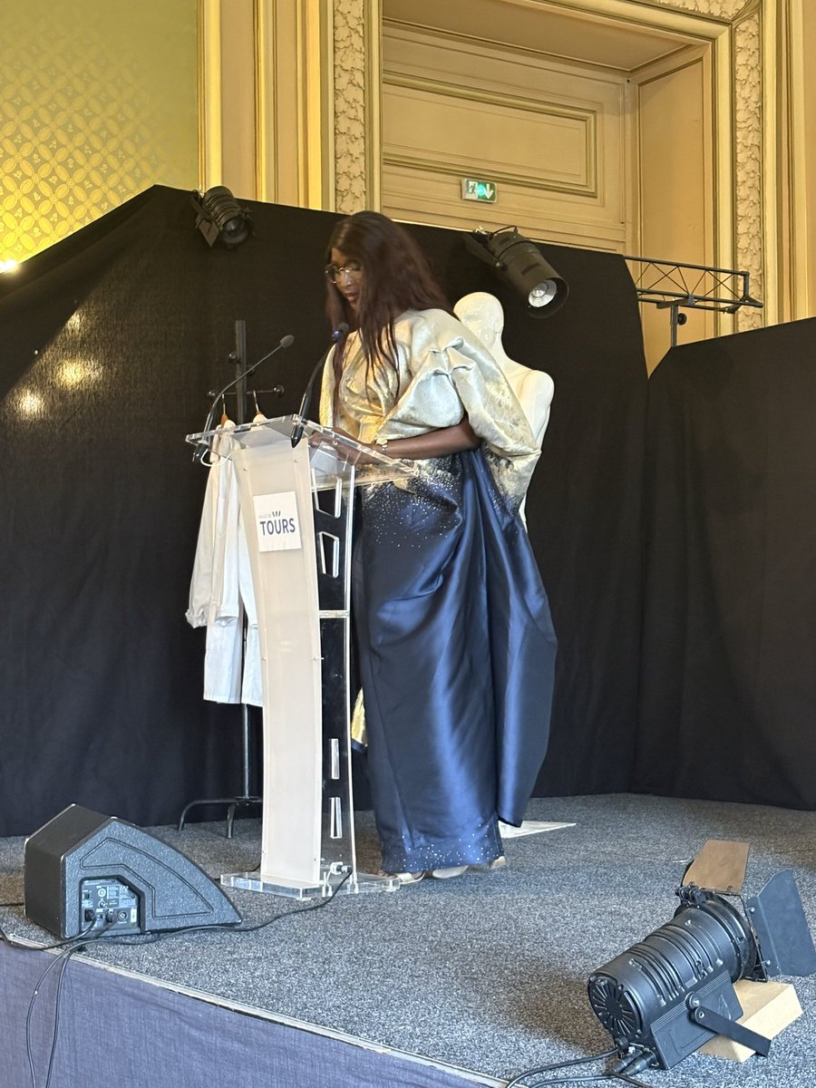 MariamTendou's tweet photo. CE MATIN, Anita Traoré, présidente de ACPPTT lors de son propos d’ouverture - Cérémonie d’ouverture de « Libres & Entières » pour l’abandon de l’Excision
Hôtel de Ville, Tours
#StopExcision https://t.co/3xwney2UXm