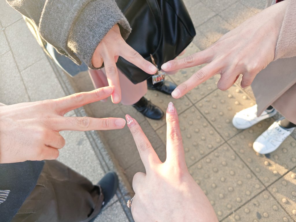 NEED_19427's tweet photo. DEEN LIVE JOY-Break27 
ROCK IN CITY〜🎤🎸

毎回変わらずの感想だけど
いつも通りこの言葉に
全部を込める！！
「楽しかった〜〜〜😆✨」

レアメンツで初✌

古くからのお世話になってる
仲良しフレンズさん達と
久しぶりに集結！
安定すぎる🤣 https://t.co/1PlXKy1S2S