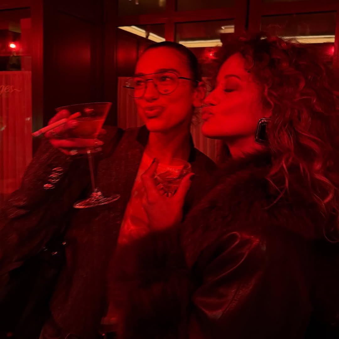 DUA LIPA tweet media