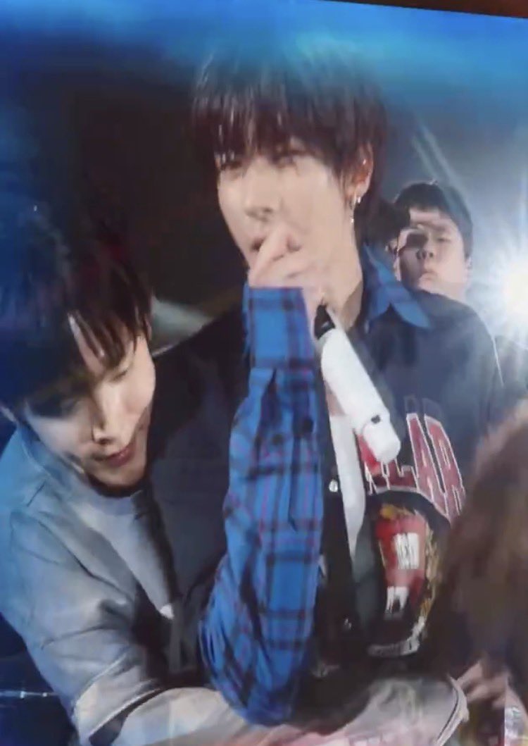 โตเกียวโดมทำไรแอนรึนปะ เคะกรูเดินเกมมาก เดี๋ยวกอดเดี๋ยวหอม เป็นแอนรึนโคตรมีความสุขอะ