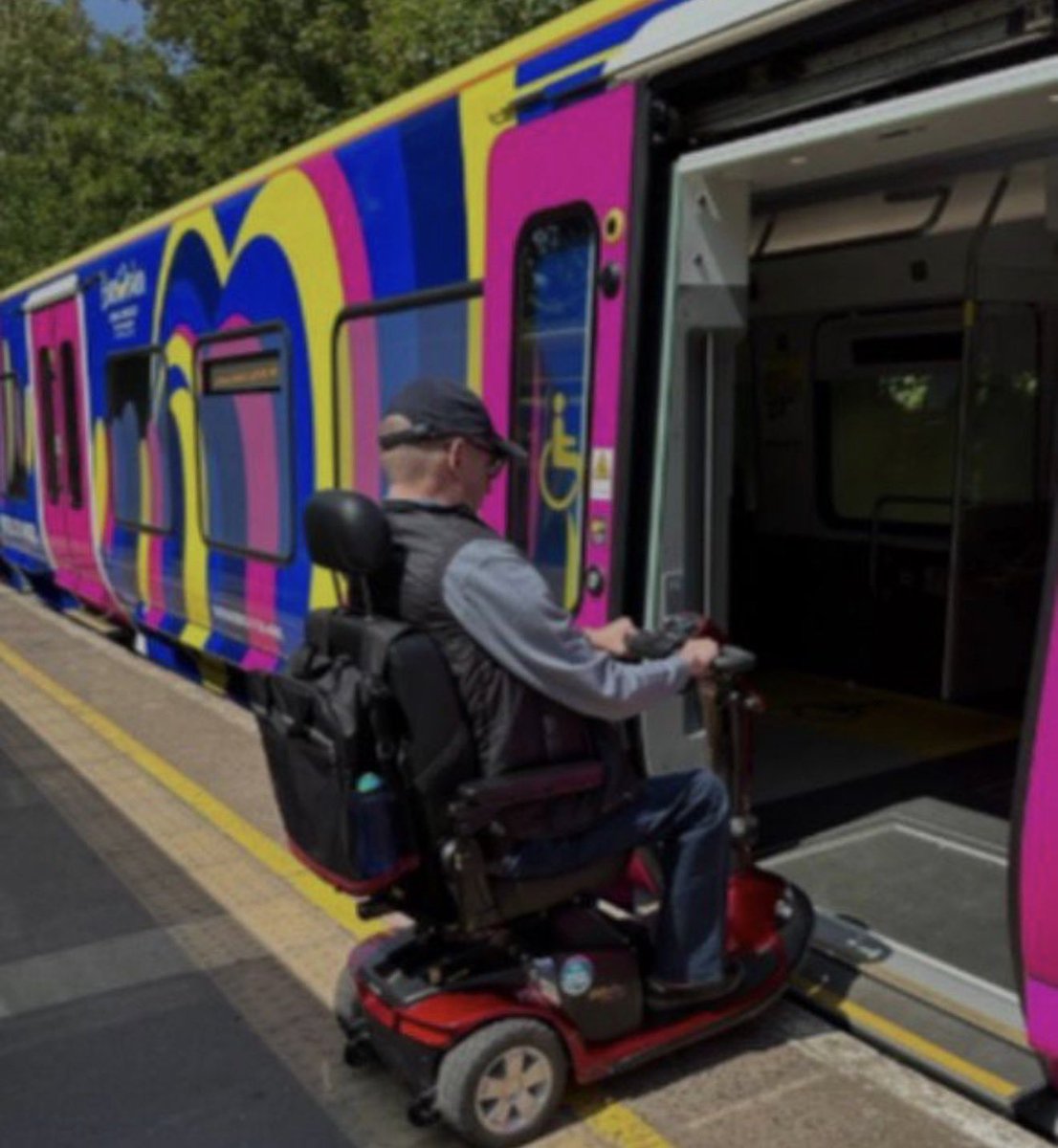 JELLY HEAD tweet media