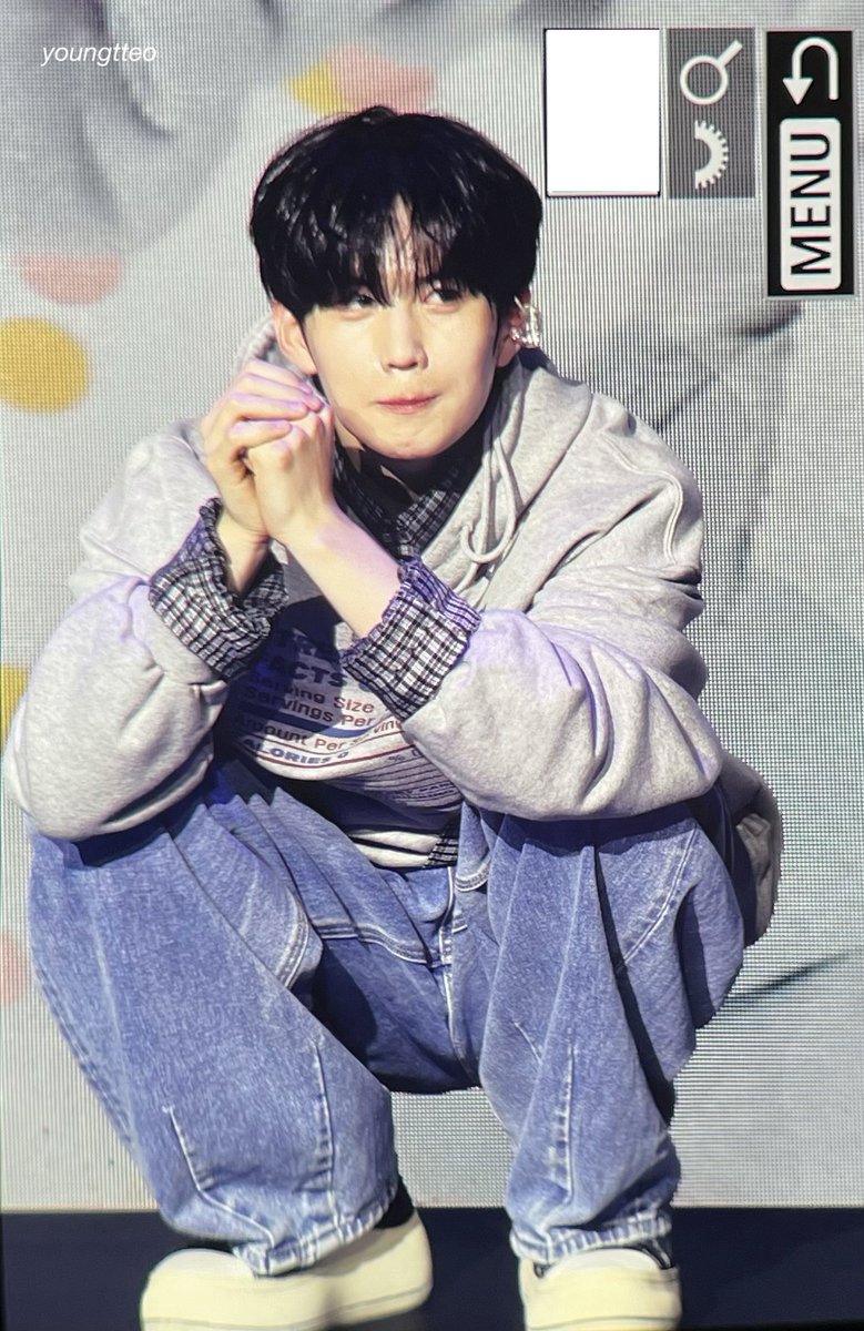 MELL໒꒱ tweet media